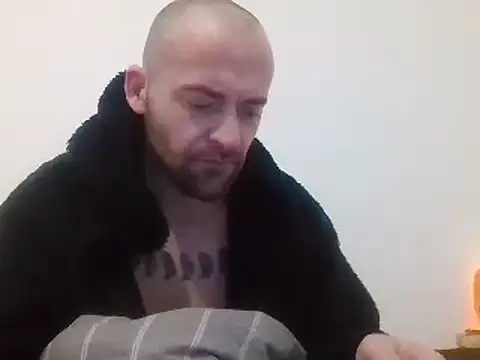 bigguy101 online show from January 3, 2025, 6:11 am