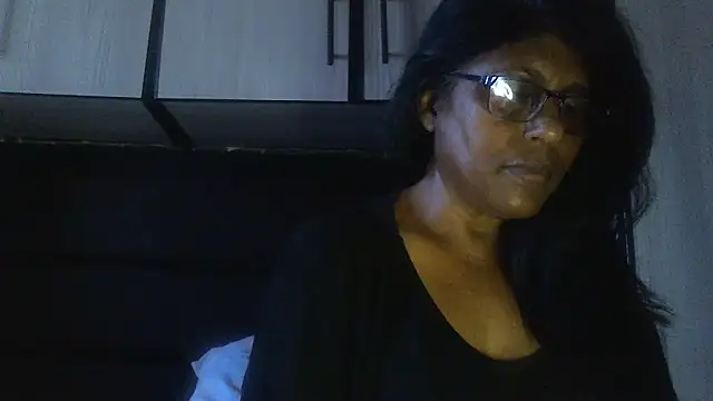 MsAttitude online show from February 5, 2025, 7:39 am