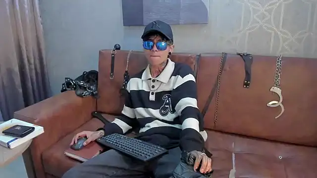 AcidMilo online show from December 9, 2024, 1:02 pm