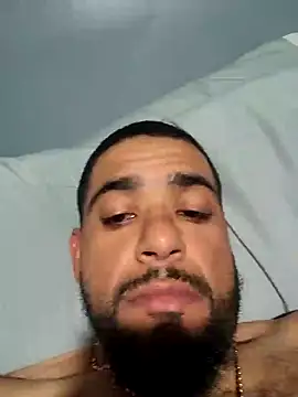 ositomanzo online show from October 18, 2025, 4:04 am