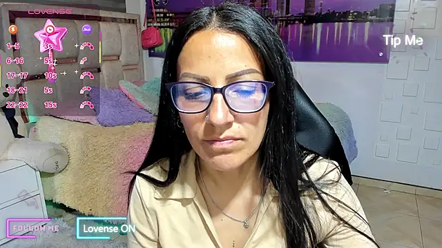 alma blue online show from March 5, 2026, 10:50 pm