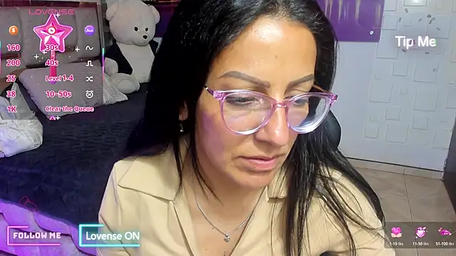 alma blue online show from March 13, 2026, 11:33 pm