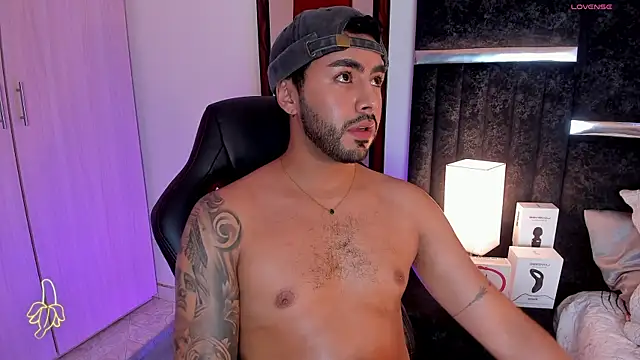 ItsMeEros online show from February 14, 2025, 2:18 am