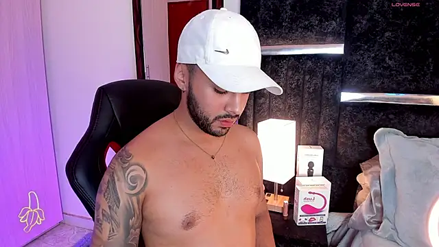 ItsMeEros online show from March 8, 2025, 1:28 am