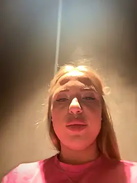 Snapshot of pinkstar_ chatting on February 7, 2025, 8:22 am pinkstar  online show from February 7, 2025, 8:22 am