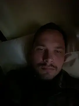 Snapshot of Jonkitzler1 chatting on March 11, 2025, 9:13 am Jonkitzler1 online show from March 11, 2025, 9:13 am