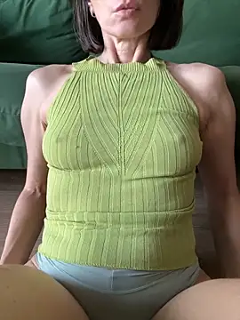 fuckable milf online show from March 7, 2026, 3:20 pm