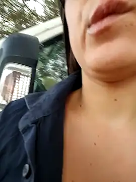 dolcehelena993 online show from September 28, 2025, 9:25 am