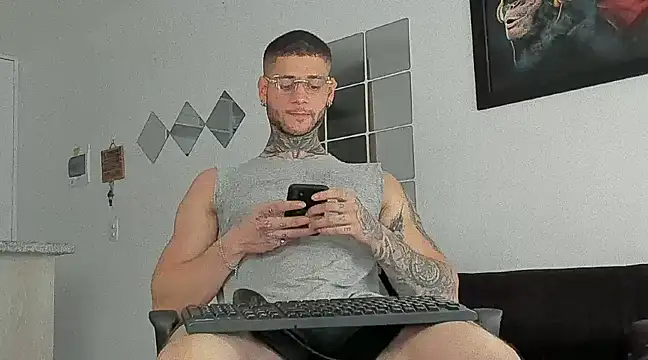  jamesleandros1 online show from March 1, 2025, 8:31 pm