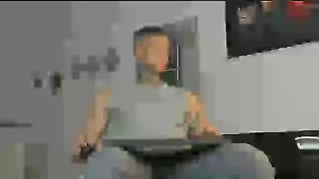  jamesleandros1 online show from March 2, 2025, 5:01 am