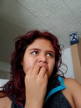 SabinaMerchetti online show from November 3, 2025, 8:32 pm