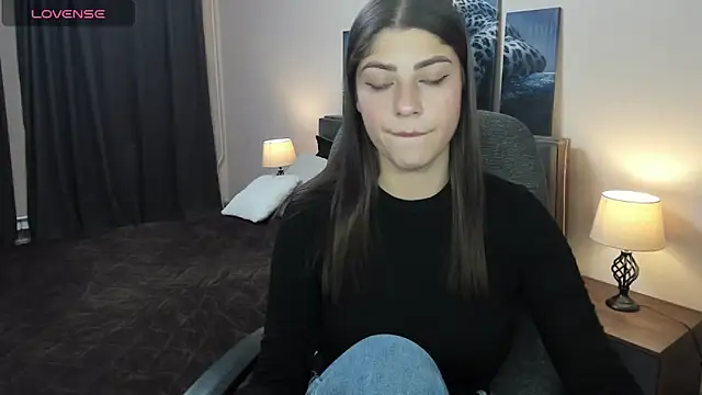 MaryMayson online show from December 2, 2024, 4:53 pm