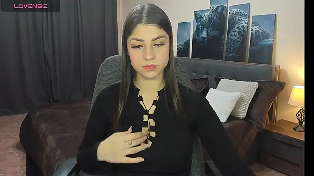 MaryMayson online show from December 23, 2024, 4:28 pm