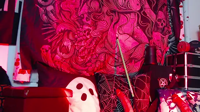 Silentmary online show from April 13, 2026, 3:01 am