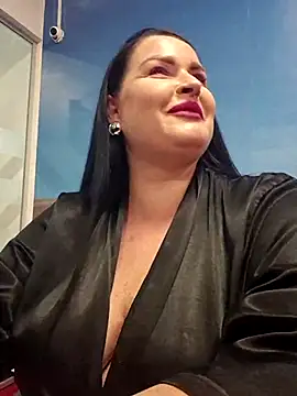 GeorgiaLerox online show from June 8, 2026, 1:00 pm