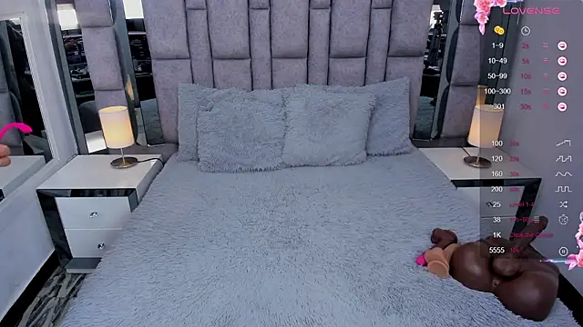 EMMAHILL1 online show from March 18, 2026, 2:42 pm