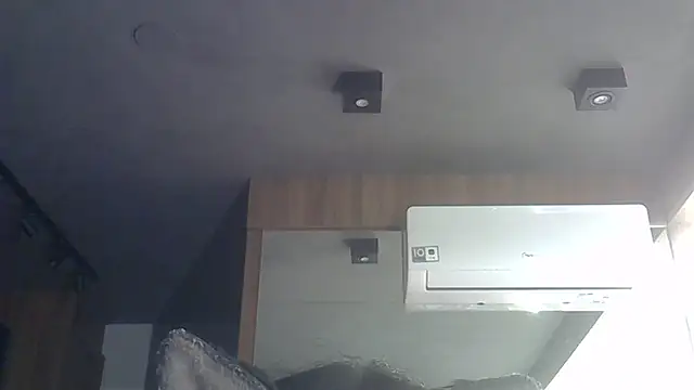 Skinny-Kitten online show from November 28, 2025, 3:53 am