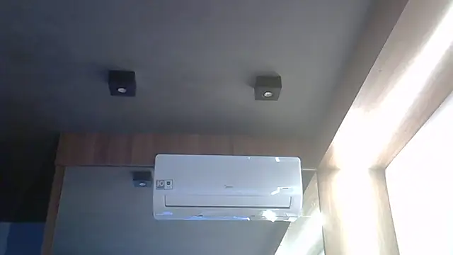 Skinny-Kitten online show from February 8, 2026, 9:29 pm