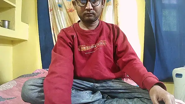 Snapshot of Cute_boy2000 chatting on January 16, 2025, 10:32 am Cute boy2000 online show from January 16, 2025, 10:32 am