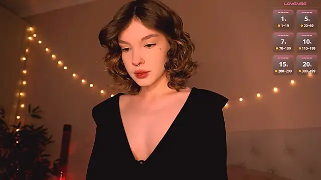 morphesoull online show from October 9, 2025, 2:04 pm