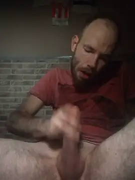 Snapshot of Adamvarga0318 chatting on February 10, 2025, 5:25 am Adamvarga0318 online show from February 10, 2025, 5:25 am