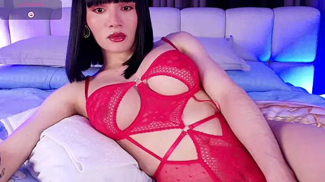 sweetieluna01 online show from June 3, 2026, 6:35 pm