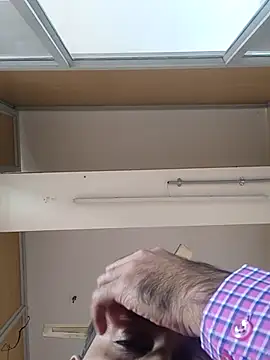 adicma123 online show from December 4, 2025, 8:01 am