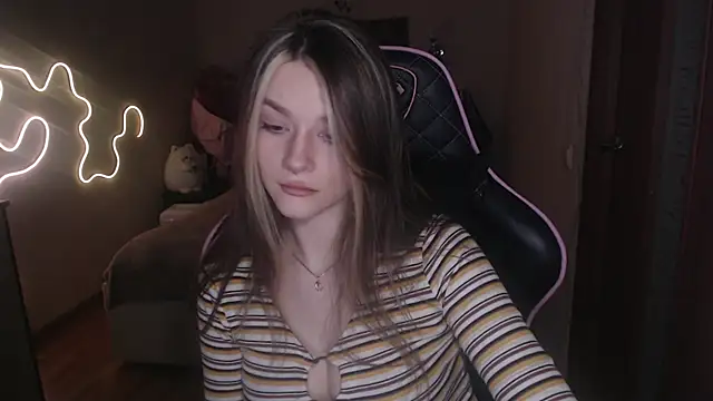 Snapshot of jeann_elsaa chatting on January 30, 2025, 8:21 pm jeann elsaa online show from January 30, 2025, 8:21 pm