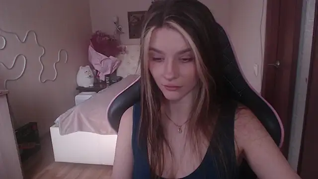 Snapshot of jeann_elsaa chatting on February 25, 2025, 6:31 pm jeann elsaa online show from February 25, 2025, 6:31 pm