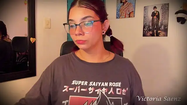 victoriaasaenz  online show from March 20, 2025, 12:40 am