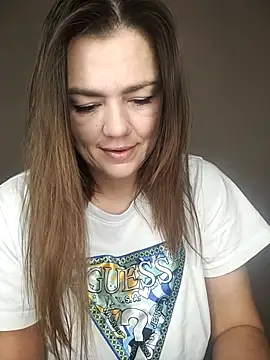 Snapshot of KrissSexi chatting on February 10, 2026, 5:11 am KrissSexi online show from February 10, 2026, 5:11 am