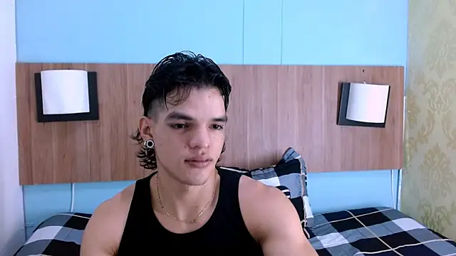 Snapshot of AlbertBernal69 chatting on January 15, 2025, 2:17 am AlbertBernal69 online show from January 15, 2025, 2:17 am