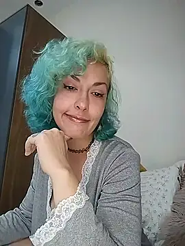 MariLouM online show from May 14, 2026, 6:26 pm