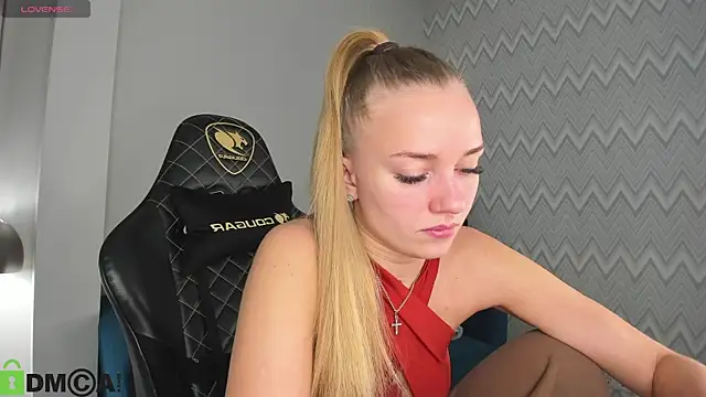 Barbie Lis online show from October 25, 2025, 12:18 am