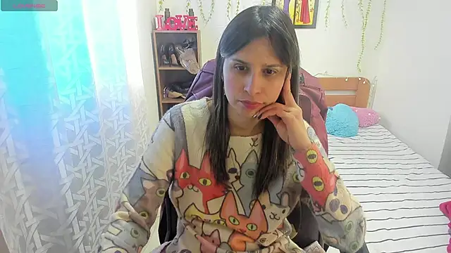 lauren ashlee online show from October 31, 2025, 3:57 pm