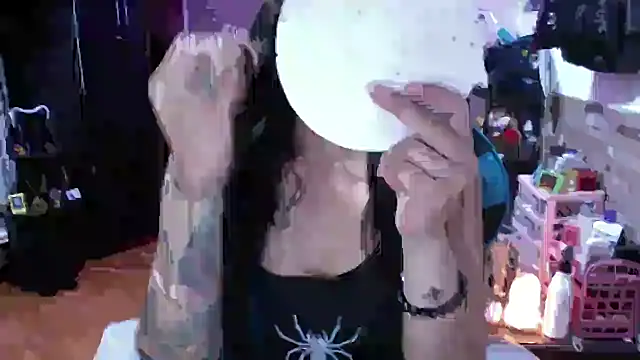 AngelaQueen  online show from March 26, 2026, 4:34 pm