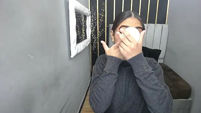 keizy  conte online show from December 17, 2024, 1:49 pm