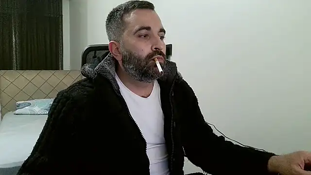 tgltplsr online show from January 6, 2026, 9:39 pm