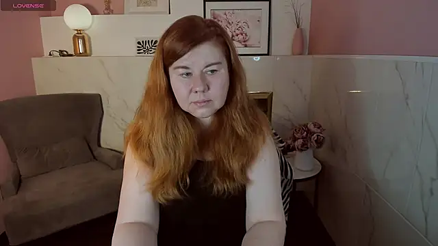 Mrs Emilia online show from December 5, 2024, 5:17 pm