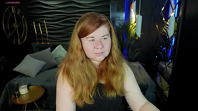 Mrs Emilia online show from December 5, 2024, 9:28 pm