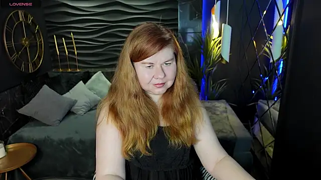 Mrs Emilia online show from December 6, 2024, 3:41 am