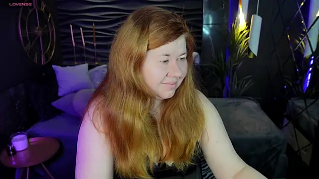 Mrs Emilia online show from December 7, 2024, 9:11 pm