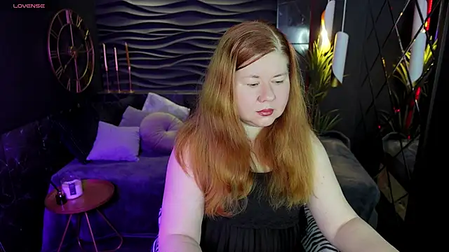 Mrs Emilia online show from December 15, 2024, 9:31 pm