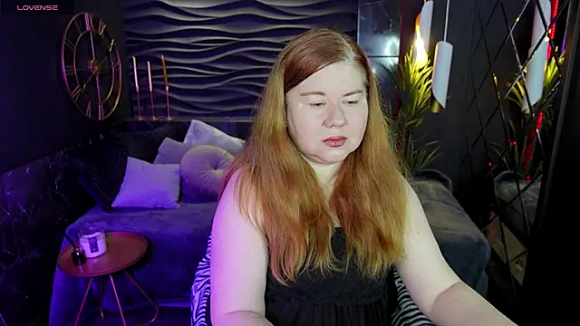 Mrs Emilia online show from December 16, 2024, 1:10 am