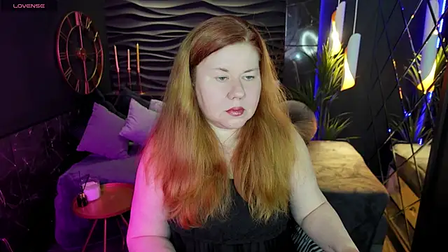 Mrs Emilia online show from December 22, 2024, 10:36 pm