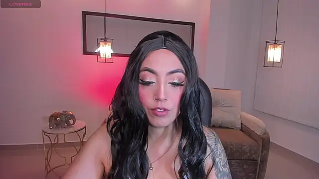 kim thompson 1 online show from November 27, 2025, 9:11 am