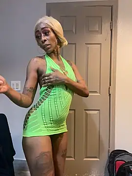 SlimBeenBadd1981 online show from December 31, 2024, 2:47 pm