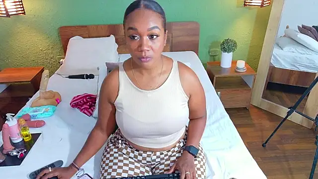 dannaahbrown online show from September 17, 2025, 7:59 pm