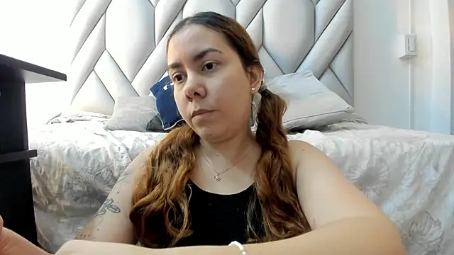 SakuraLee  online show from February 28, 2025, 7:46 pm