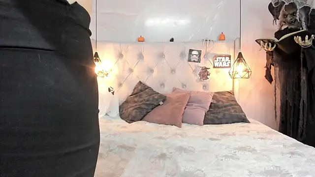 SakuraLee  online show from October 29, 2025, 1:35 pm